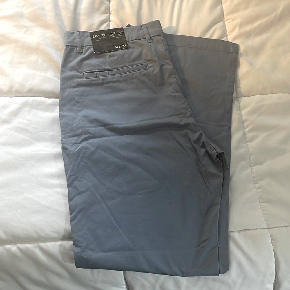 Men’s 32x30 chino pant blue new